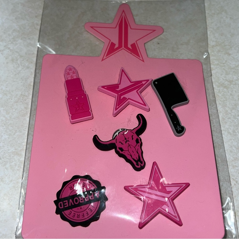 JEFFREE STAR NWT CROC JIBBITZ!